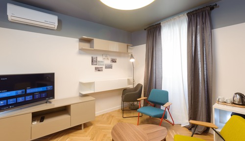 Deluxe Double Room (1)