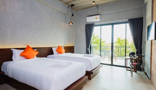 Deluxe Twin Room