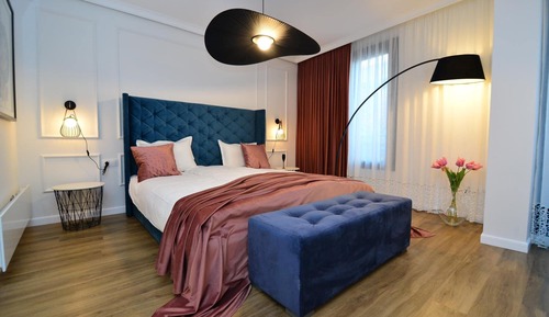 Superior Suite, City View