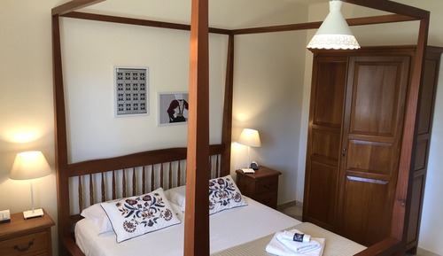 Deluxe Room, 1 King Bed