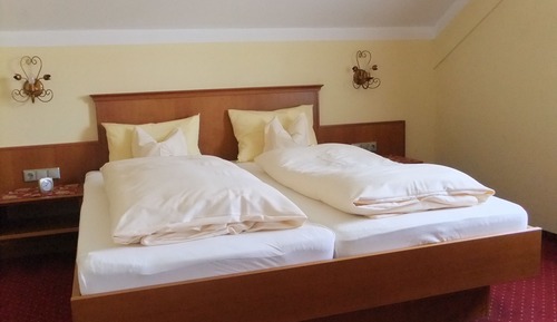 Suite, Garden View