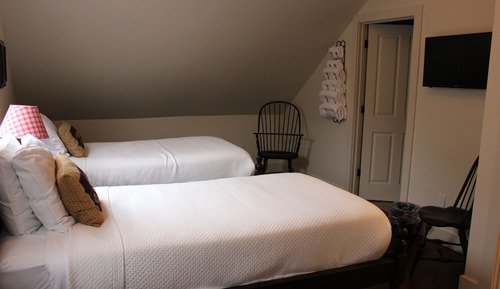 Vineyard Cottage Whole House Rental