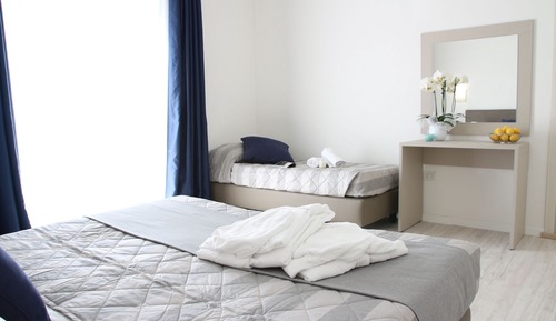 Comfort Triple Room