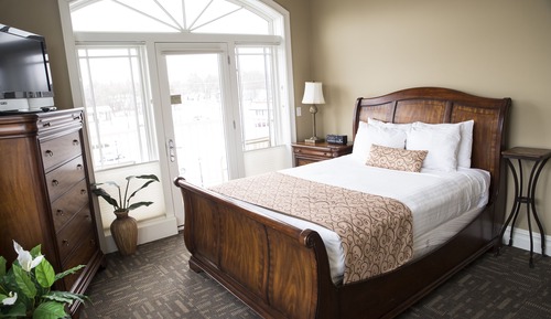 Luxury Condo, Multiple Beds