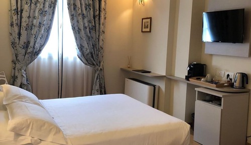 Classic Double Room