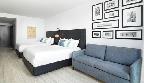 Deluxe Room, 2 Queen Beds, Mobility Accessible, Oceanfront