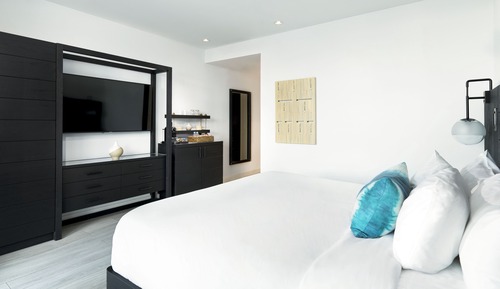 Superior Room, 1 King Bed, Terrace