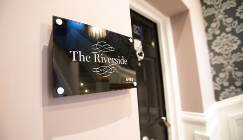 Luxury Apartment, 1 King Bed (The Riverside)