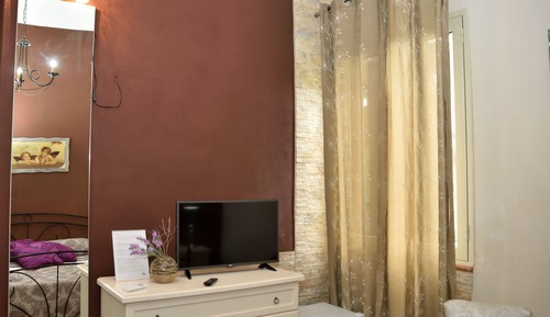 Deluxe Room, Garden View