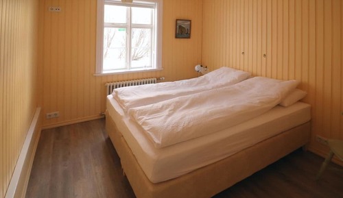 Double or Twin Room, Shared Bathroom (1)
