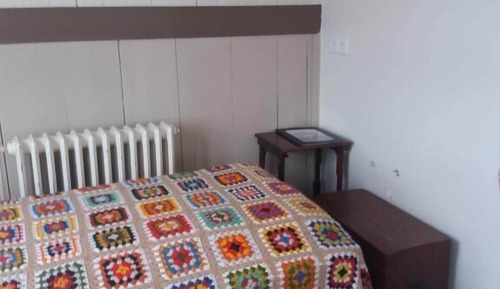 Standard House, Shared Bathroom (6)