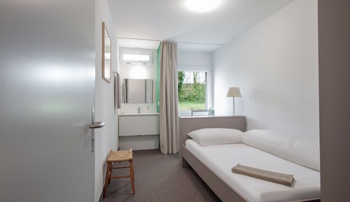 Economy Single Room (shared bathroom)