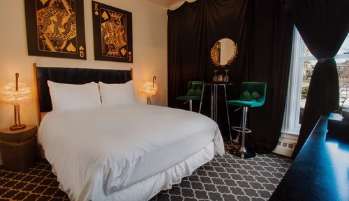 Gallery Room, 1 Queen Bed