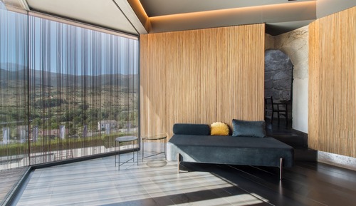 Suite, Mountain View