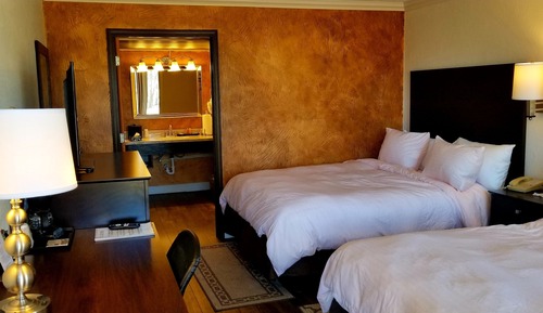 Standard Room, 2 Queen Beds, Accessible, Non Smoking (Two Queen Bed Handicap Accessible)