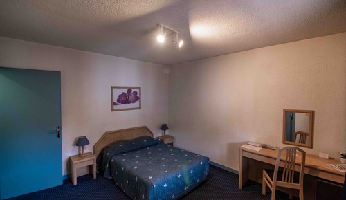 Comfort Room, Non Smoking, Courtyard View