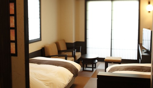 Japanese Style Twin Room (2 Beds or 2 Bed or 2 mattresses)