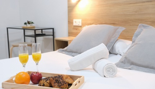 Standard Double Room, 1 Double Bed, Non Smoking, Shared Bathroom