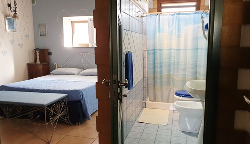Double Room (Aria)