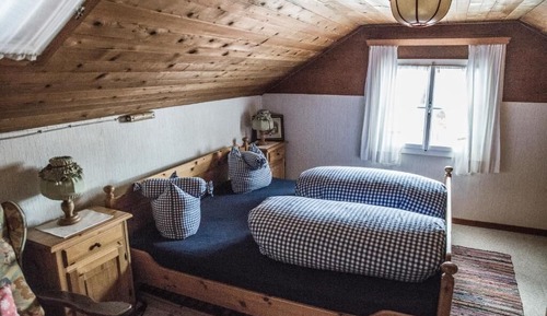 Standard Triple Room, Shared Bathroom, Mountain View