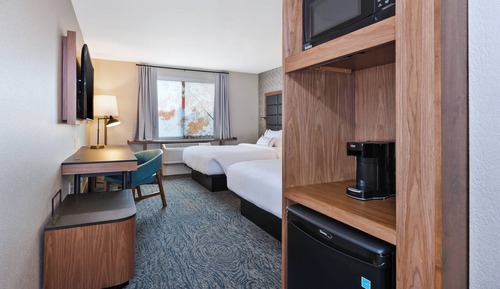 Room, 2 Queen Beds (Mobility Accessible, Tub)