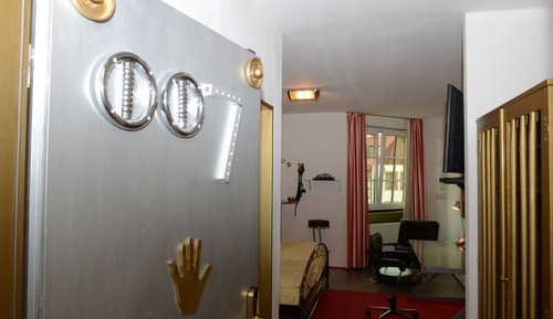 Gold Double Room Smoking