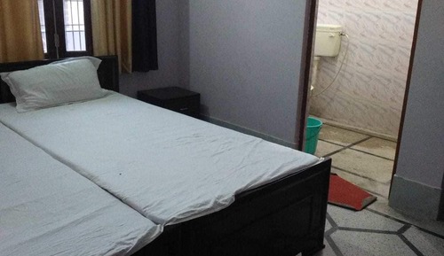 Five Bed Room