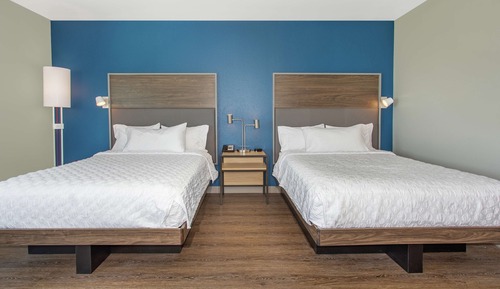 Room, 2 Queen Beds, Accessible (Hearing)