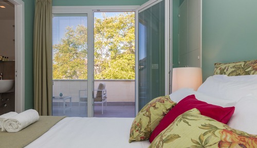Junior Suite, 1 Queen Bed, Terrace, City View (Porta Felice A)