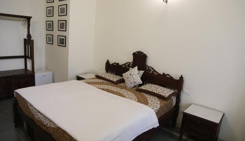 Deluxe Double Room, Multiple Beds, Hill View
