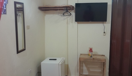 Economy Room, 2 Twin Beds