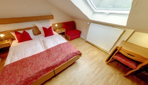 Double Room, 1 Double Bed