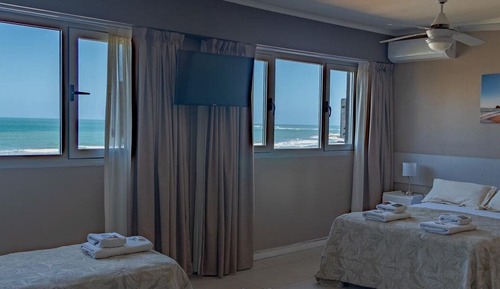 Family Room, Non Smoking (1 double and 3 single beds )
