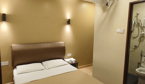 Superior Room, 1 Queen Bed, Non Smoking, Valley View