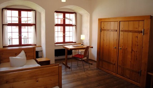 Double or Twin Room, Shared Bathroom