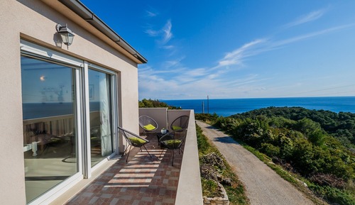 Villa, Sea View