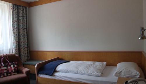 Standard Single Room (Shower)