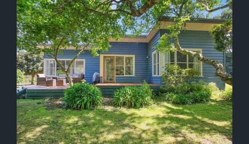 Homestead with Private Waterfalls and Rainforest