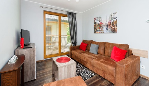 Apartment (3 C)