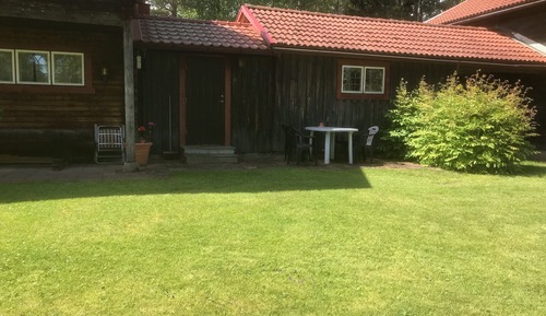 Cottage (6 - pets not allowed)