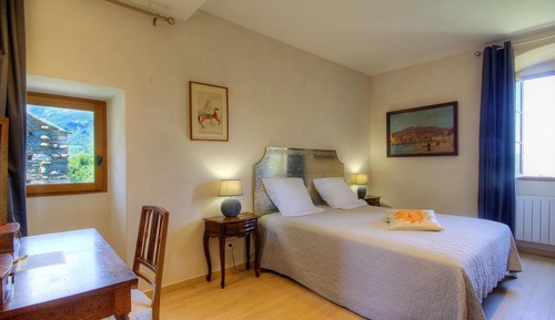 Family Room, Multiple Beds (Erba Celesta)