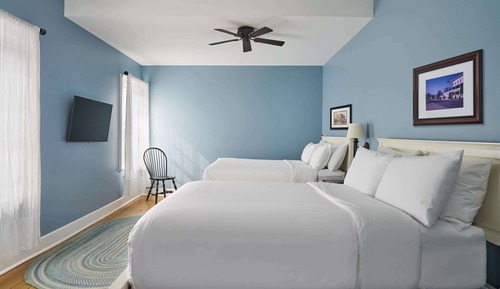 Room, Multiple Beds, Corner