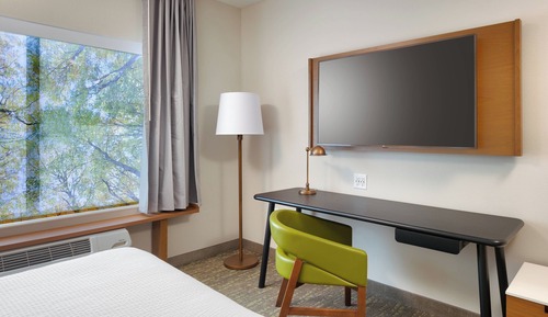 Room, 1 King Bed, Non Smoking