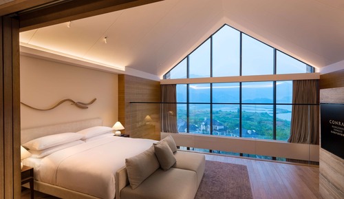 Premium Suite, 1 King Bed