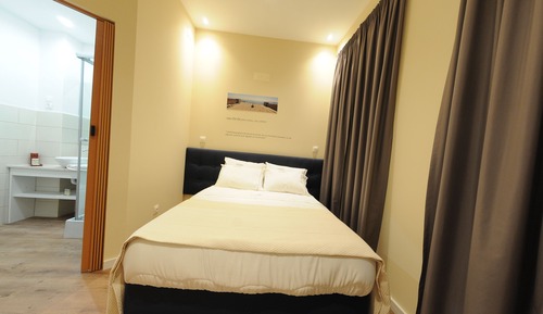 Double Room (with Extra Bed - Portugal)