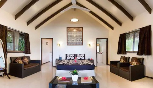 Beachfront Villa D