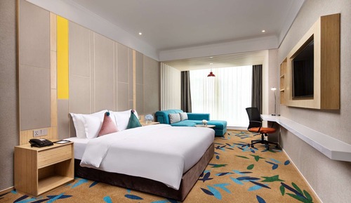 Deluxe Room, 1 King Bed, Non Smoking