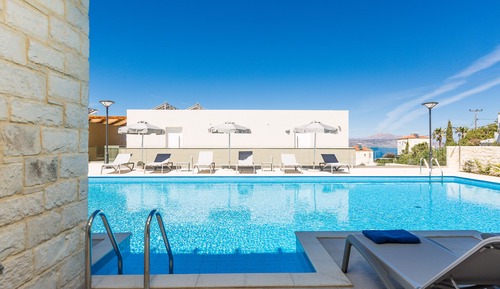 Standard Studio, Pool Access, Ground Floor