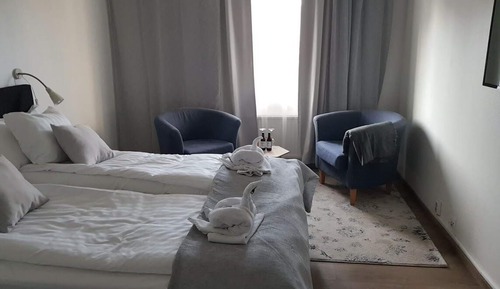 Standard Room (Lake or Courtyard view)