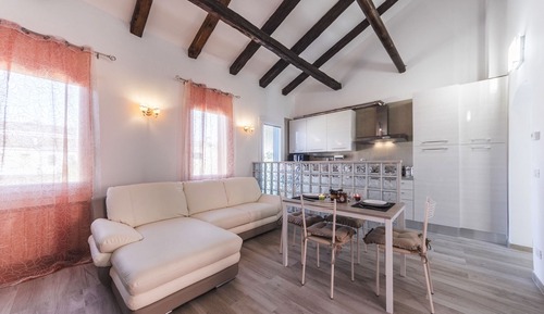 Deluxe Apartment, Multiple Beds, Non Smoking, Canal View